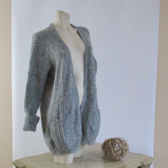 Free People Weekend Getaway Sweater Gray Size Lg - Picture 6 of 6